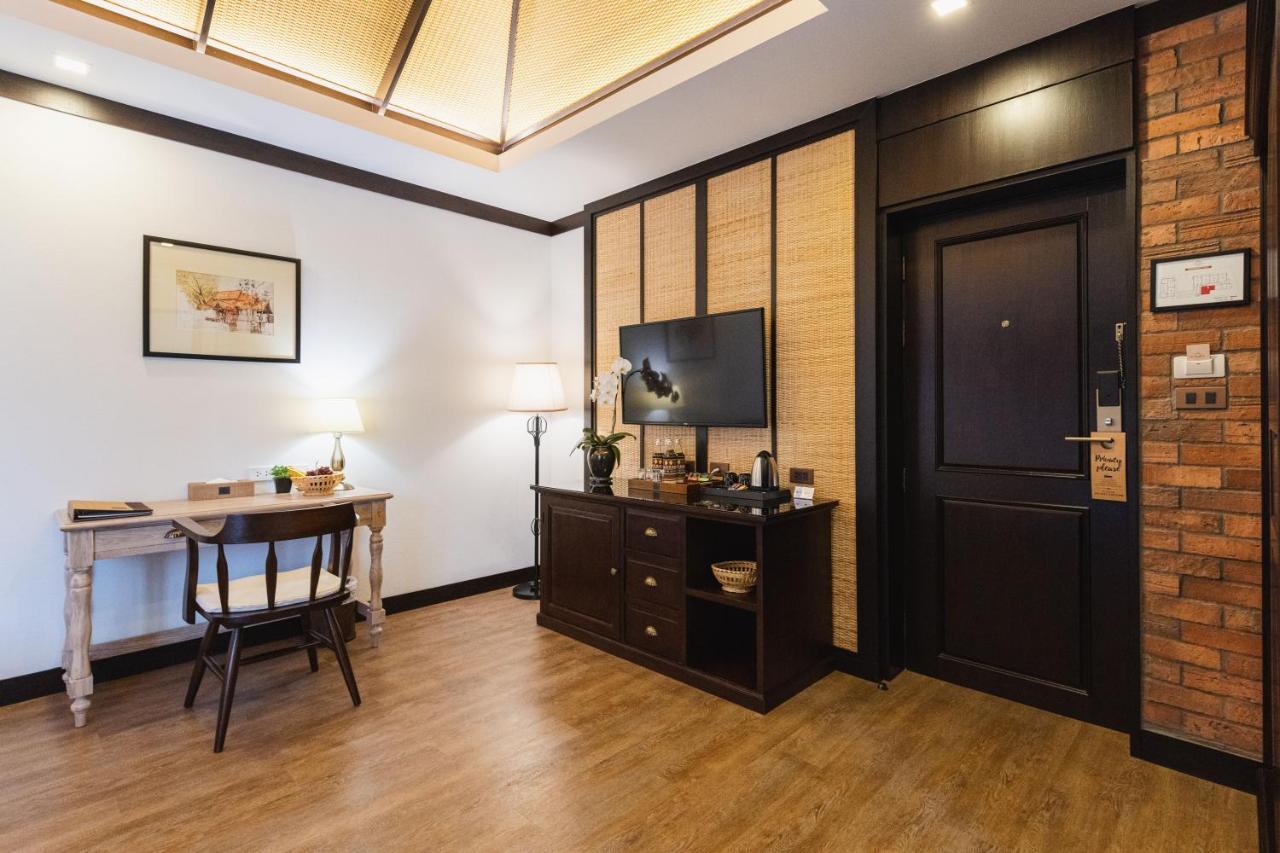 El Barrio Lanna Otel Chiang Mai Dış mekan fotoğraf