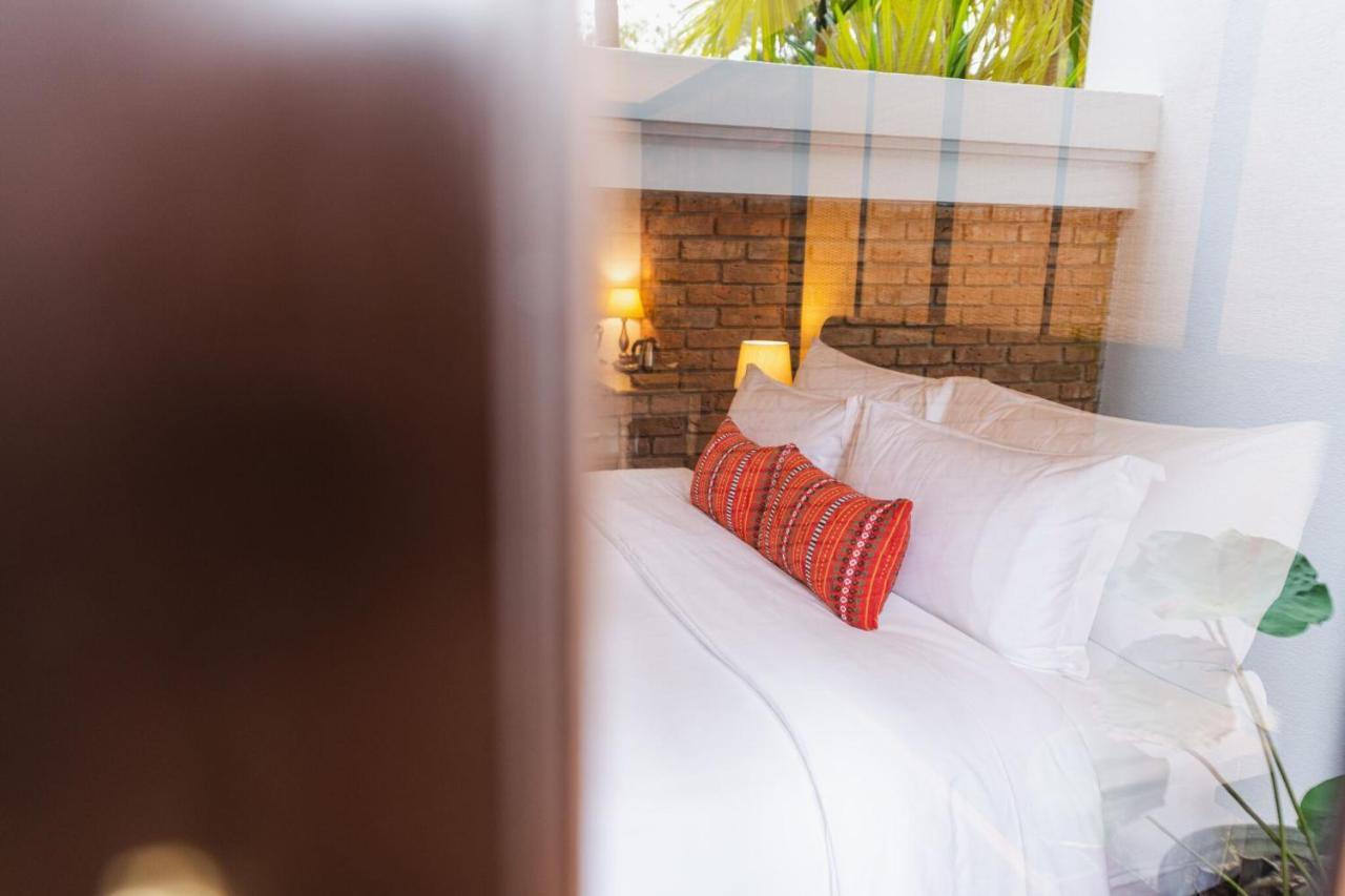El Barrio Lanna Otel Chiang Mai Dış mekan fotoğraf