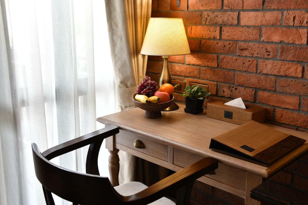 El Barrio Lanna Otel Chiang Mai Dış mekan fotoğraf