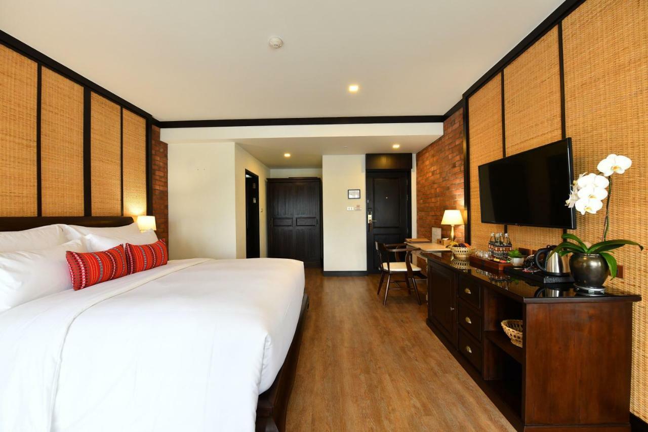El Barrio Lanna Otel Chiang Mai Dış mekan fotoğraf