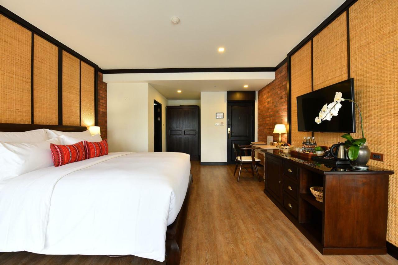 El Barrio Lanna Otel Chiang Mai Dış mekan fotoğraf