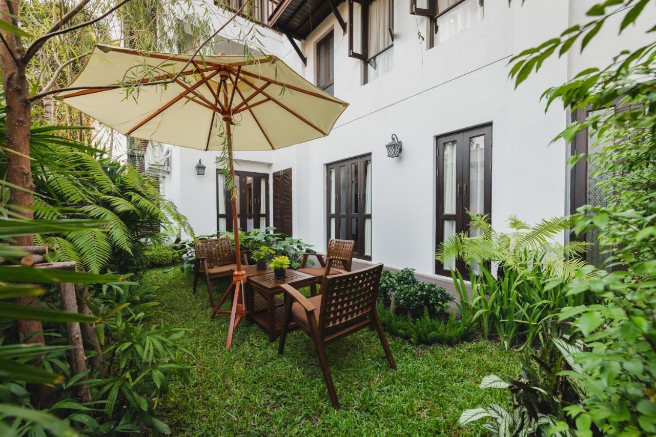 El Barrio Lanna Otel Chiang Mai Dış mekan fotoğraf