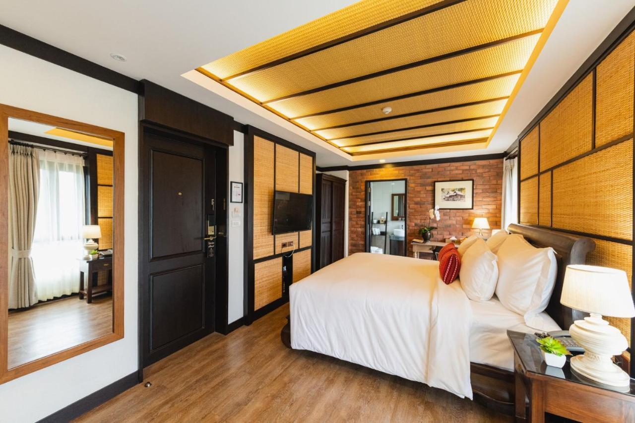 El Barrio Lanna Otel Chiang Mai Dış mekan fotoğraf