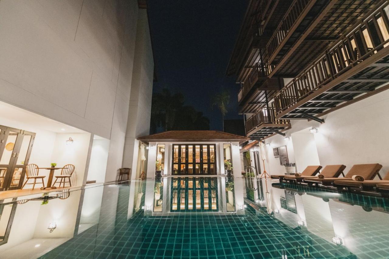 El Barrio Lanna Otel Chiang Mai Dış mekan fotoğraf